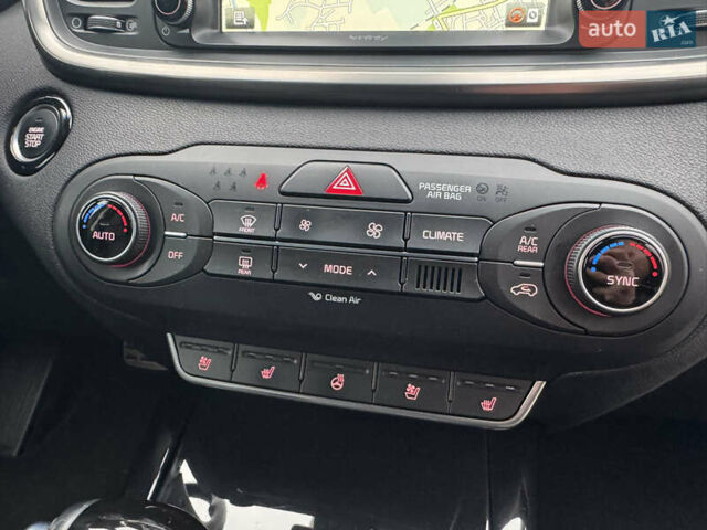 Черный Киа Соренто, объемом двигателя 2.2 л и пробегом 196 тыс. км за 22150 $, фото 56 на Automoto.ua