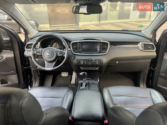 Черный Киа Соренто, объемом двигателя 2.2 л и пробегом 228 тыс. км за 23950 $, фото 44 на Automoto.ua