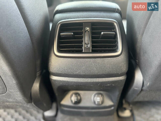 Черный Киа Соренто, объемом двигателя 2.2 л и пробегом 228 тыс. км за 23950 $, фото 52 на Automoto.ua