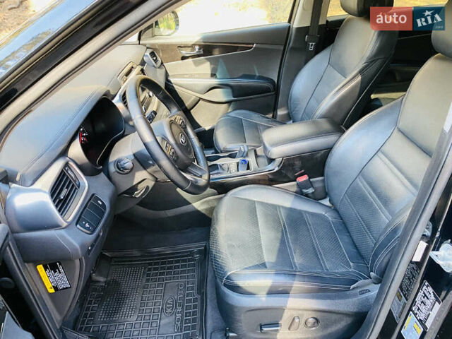 Чорний Кіа Соренто, об'ємом двигуна 3.34 л та пробігом 167 тис. км за 12600 $, фото 36 на Automoto.ua