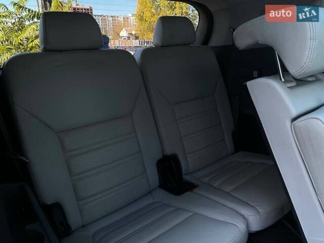 Чорний Кіа Соренто, об'ємом двигуна 3.34 л та пробігом 217 тис. км за 13199 $, фото 41 на Automoto.ua