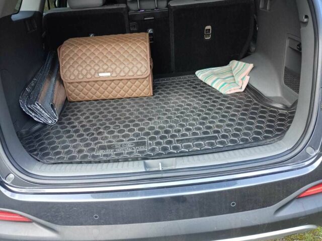 Черный Киа Соренто, объемом двигателя 2 л и пробегом 130 тыс. км за 16300 $, фото 8 на Automoto.ua