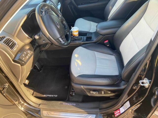 Черный Киа Соренто, объемом двигателя 2.2 л и пробегом 176 тыс. км за 18900 $, фото 14 на Automoto.ua