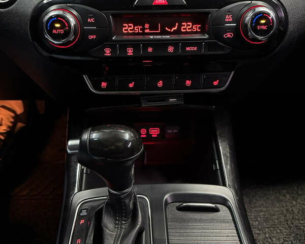 Черный Киа Соренто, объемом двигателя 2 л и пробегом 130 тыс. км за 19500 $, фото 33 на Automoto.ua