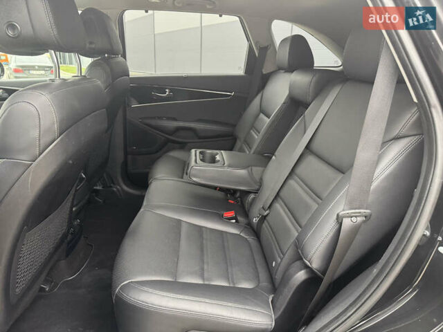 Черный Киа Соренто, объемом двигателя 2.2 л и пробегом 196 тыс. км за 22150 $, фото 38 на Automoto.ua