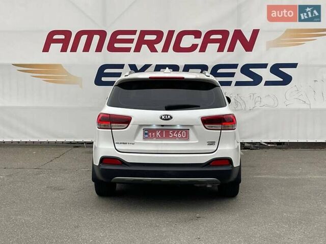 Киа Соренто 2015 в Киеве на Automoto.ua Черный Киа Соренто, объемом двигателя 2.2 л и пробегом 128 тыс. км за 19900 $, фото 5 на Automoto.ua