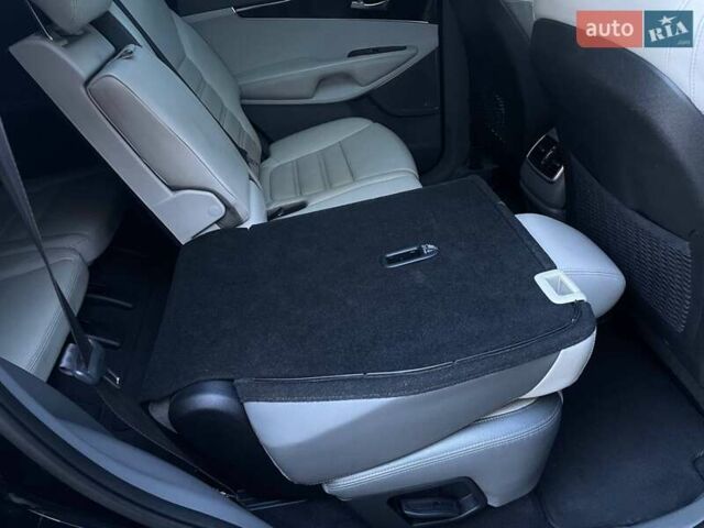 Чорний Кіа Соренто, об'ємом двигуна 3.34 л та пробігом 217 тис. км за 13199 $, фото 38 на Automoto.ua