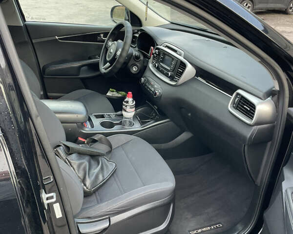 Киа Соренто 2015 в Виннице на Automoto.ua Черный Киа Соренто, объемом двигателя 2.36 л и пробегом 145 тыс. км за 15000 $, фото 4 на Automoto.ua