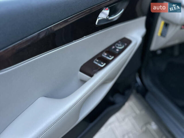 Черный Киа Соренто, объемом двигателя 2.36 л и пробегом 187 тыс. км за 12250 $, фото 55 на Automoto.ua