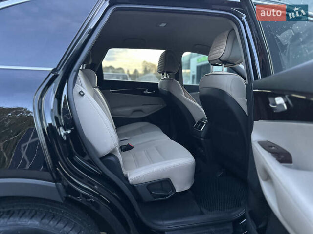 Черный Киа Соренто, объемом двигателя 2.36 л и пробегом 187 тыс. км за 12250 $, фото 91 на Automoto.ua