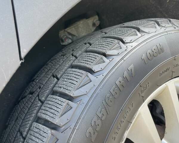 Черный Киа Соренто, объемом двигателя 2.4 л и пробегом 164 тыс. км за 13850 $, фото 29 на Automoto.ua