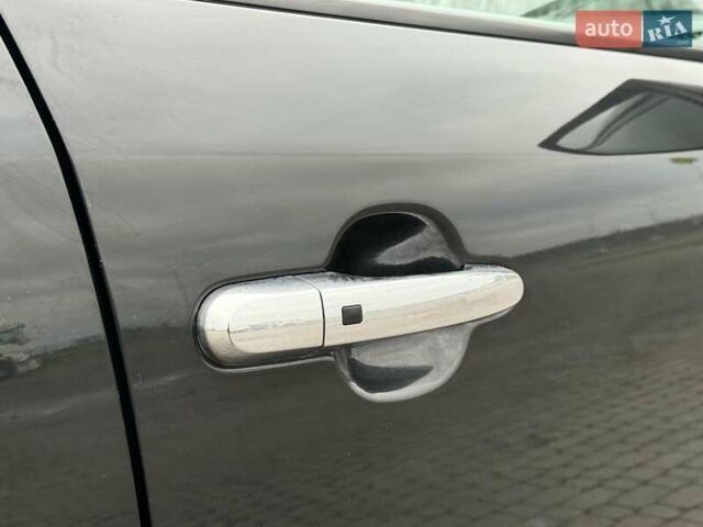 Черный Киа Соренто, объемом двигателя 2.2 л и пробегом 190 тыс. км за 17000 $, фото 25 на Automoto.ua