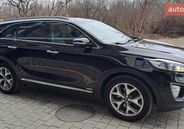 Чорний Кіа Соренто, об'ємом двигуна 2.2 л та пробігом 194 тис. км за 22500 $, фото 4 на Automoto.ua