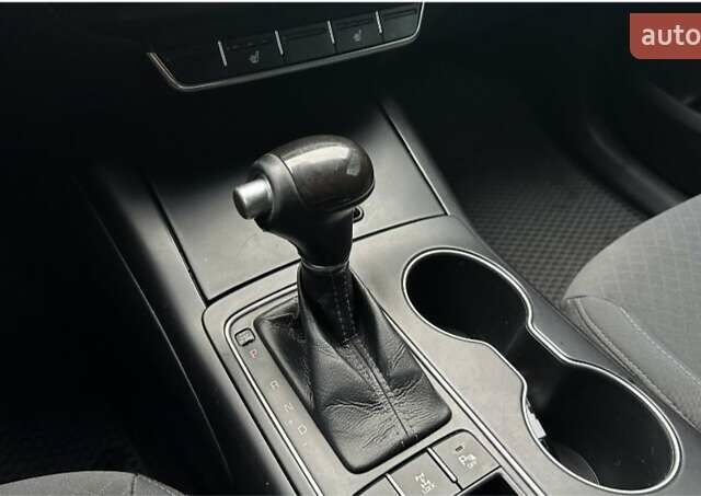 Черный Киа Соренто, объемом двигателя 2.36 л и пробегом 166 тыс. км за 13800 $, фото 14 на Automoto.ua