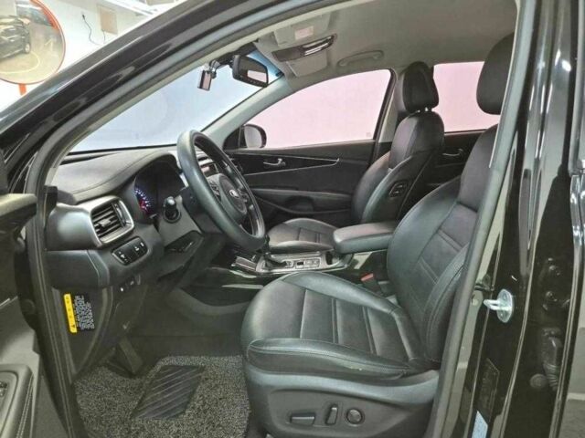 Черный Киа Соренто, объемом двигателя 2.2 л и пробегом 156 тыс. км за 16500 $, фото 8 на Automoto.ua
