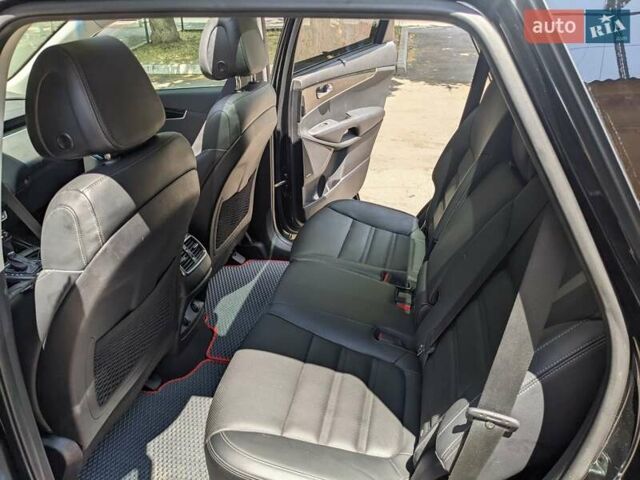 Черный Киа Соренто, объемом двигателя 2.2 л и пробегом 120 тыс. км за 25500 $, фото 13 на Automoto.ua