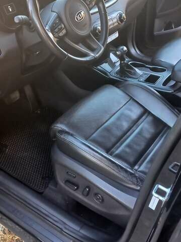 Черный Киа Соренто, объемом двигателя 2.4 л и пробегом 155 тыс. км за 17300 $, фото 19 на Automoto.ua