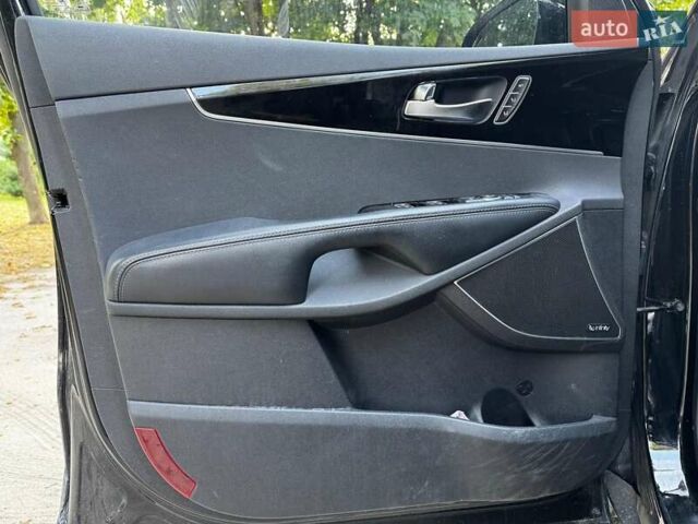 Чорний Кіа Соренто, об'ємом двигуна 3.3 л та пробігом 143 тис. км за 22490 $, фото 12 на Automoto.ua