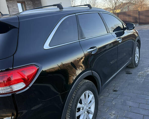 Черный Киа Соренто, объемом двигателя 2.4 л и пробегом 235 тыс. км за 14400 $, фото 4 на Automoto.ua