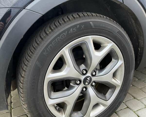 Черный Киа Соренто, объемом двигателя 2.2 л и пробегом 150 тыс. км за 24888 $, фото 9 на Automoto.ua