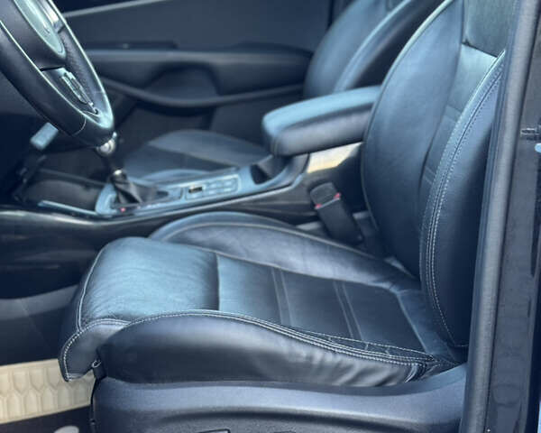 Черный Киа Соренто, объемом двигателя 2.2 л и пробегом 130 тыс. км за 31500 $, фото 30 на Automoto.ua