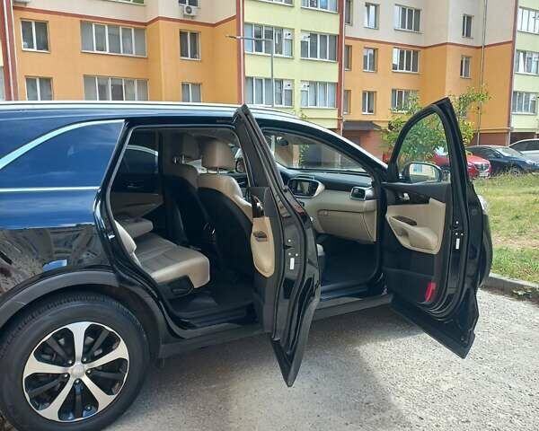 Черный Киа Соренто, объемом двигателя 2 л и пробегом 130 тыс. км за 18000 $, фото 32 на Automoto.ua