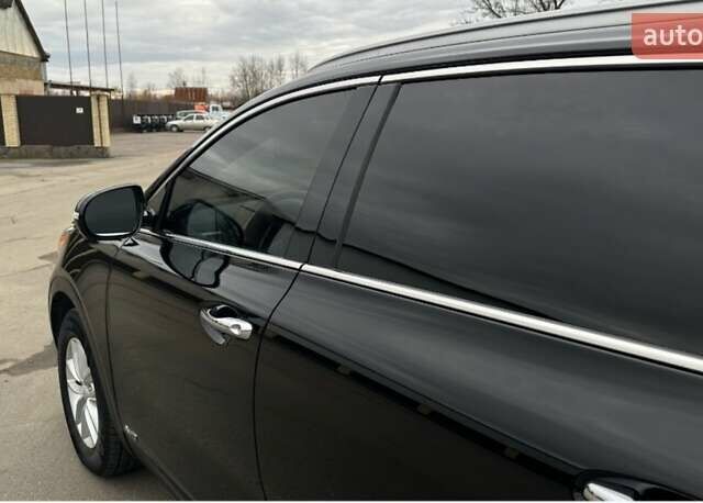 Черный Киа Соренто, объемом двигателя 2.36 л и пробегом 166 тыс. км за 13800 $, фото 10 на Automoto.ua