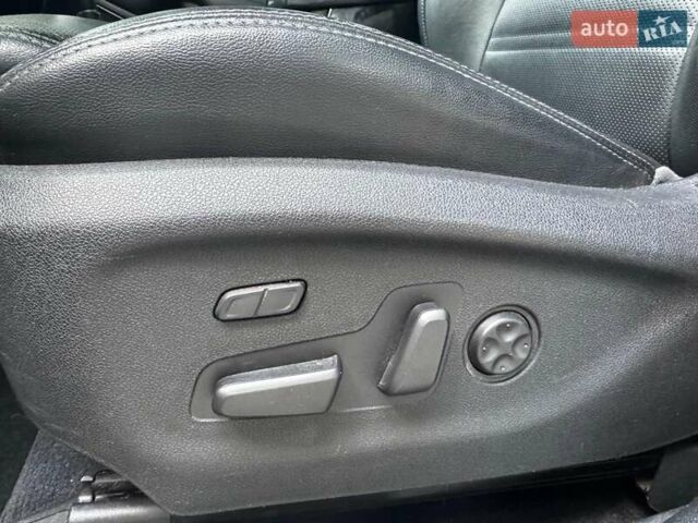 Чорний Кіа Соренто, об'ємом двигуна 3.3 л та пробігом 143 тис. км за 22490 $, фото 13 на Automoto.ua