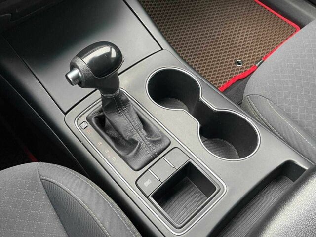 Черный Киа Соренто, объемом двигателя 2.4 л и пробегом 163 тыс. км за 13799 $, фото 11 на Automoto.ua