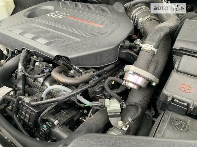 Черный Киа Соренто, объемом двигателя 2 л и пробегом 9 тыс. км за 23800 $, фото 133 на Automoto.ua