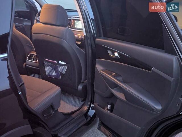 Черный Киа Соренто, объемом двигателя 2.4 л и пробегом 163 тыс. км за 15000 $, фото 23 на Automoto.ua