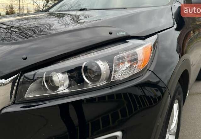 Черный Киа Соренто, объемом двигателя 2.36 л и пробегом 166 тыс. км за 13800 $, фото 7 на Automoto.ua