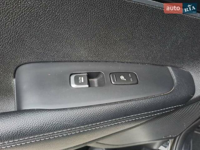 Чорний Кіа Соренто, об'ємом двигуна 2.2 л та пробігом 194 тис. км за 22500 $, фото 21 на Automoto.ua