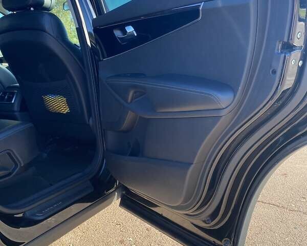 Черный Киа Соренто, объемом двигателя 2.2 л и пробегом 150 тыс. км за 24500 $, фото 12 на Automoto.ua