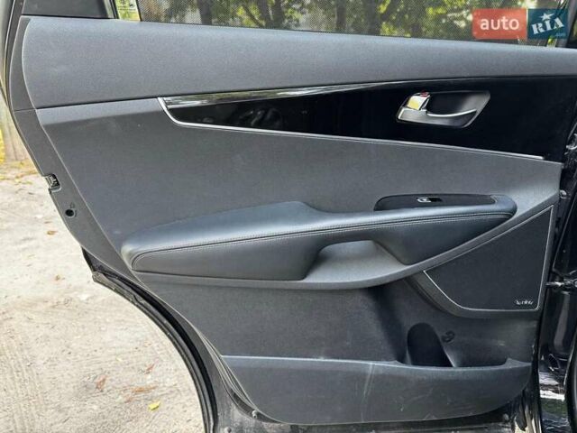 Чорний Кіа Соренто, об'ємом двигуна 3.3 л та пробігом 143 тис. км за 22490 $, фото 25 на Automoto.ua