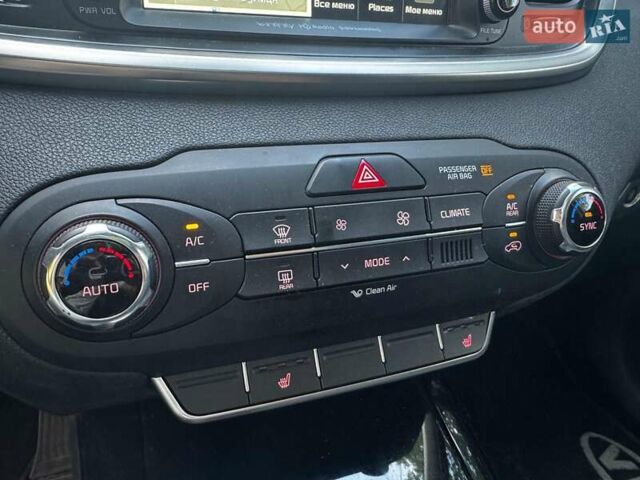 Чорний Кіа Соренто, об'ємом двигуна 3.3 л та пробігом 143 тис. км за 22490 $, фото 21 на Automoto.ua