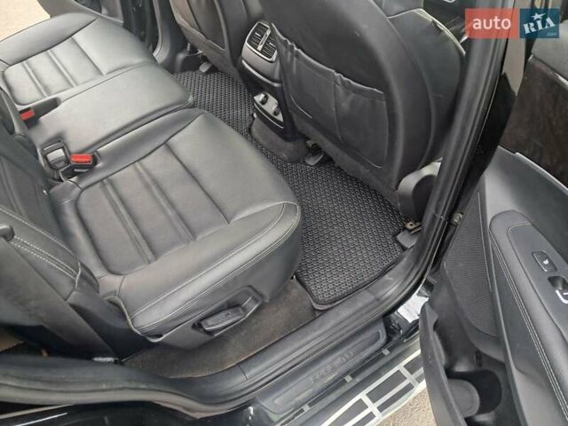 Черный Киа Соренто, объемом двигателя 2.2 л и пробегом 110 тыс. км за 25000 $, фото 7 на Automoto.ua