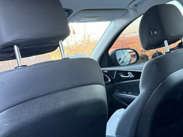 Черный Киа Соренто, объемом двигателя 2.4 л и пробегом 237 тыс. км за 14500 $, фото 8 на Automoto.ua