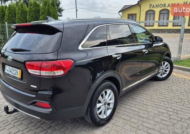 Чорний Кіа Соренто, об'ємом двигуна 2.2 л та пробігом 224 тис. км за 23600 $, фото 4 на Automoto.ua