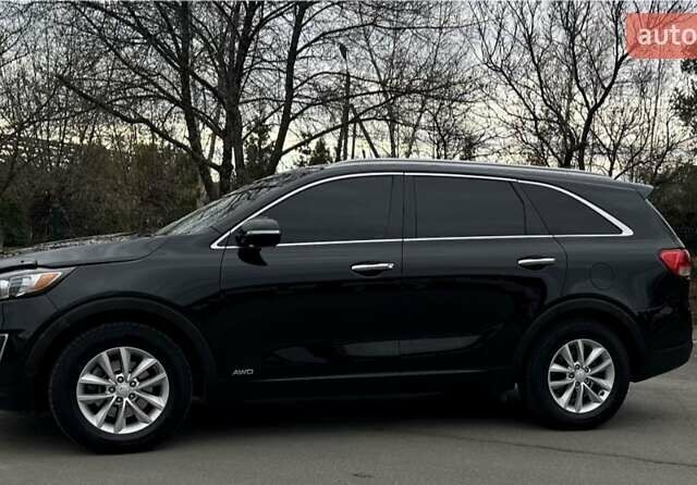 Черный Киа Соренто, объемом двигателя 2.36 л и пробегом 166 тыс. км за 13800 $, фото 4 на Automoto.ua