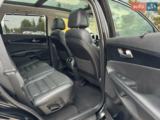 Черный Киа Соренто, объемом двигателя 2.2 л и пробегом 176 тыс. км за 24650 $, фото 27 на Automoto.ua