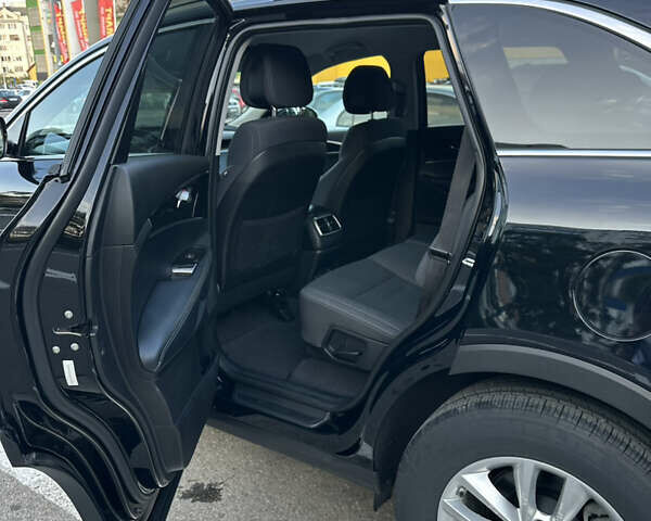 Черный Киа Соренто, объемом двигателя 3.3 л и пробегом 50 тыс. км за 17300 $, фото 6 на Automoto.ua