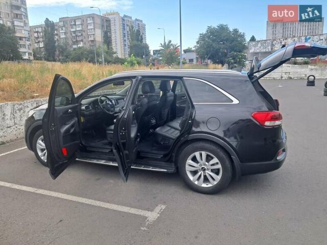 Черный Киа Соренто, объемом двигателя 2.2 л и пробегом 110 тыс. км за 25000 $, фото 11 на Automoto.ua