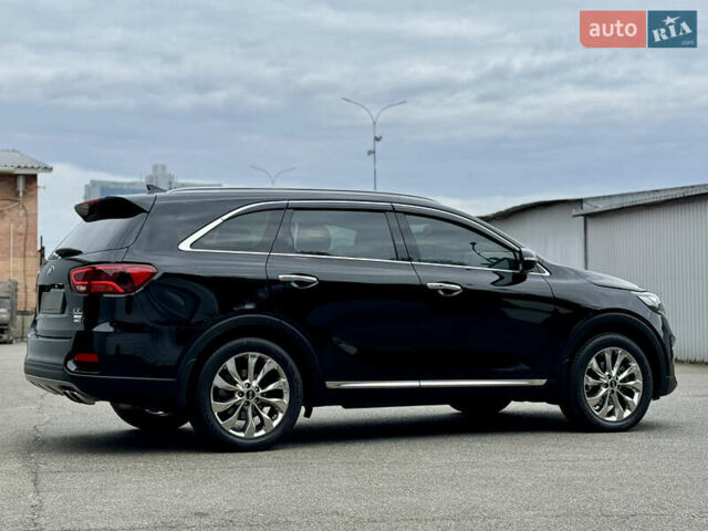 Черный Киа Соренто, объемом двигателя 2.2 л и пробегом 165 тыс. км за 25700 $, фото 12 на Automoto.ua