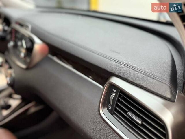 Киа Соренто 2017 в Киеве на Automoto.ua Черный Киа Соренто, объемом двигателя 2.2 л и пробегом 146 тыс. км за 23999 $, фото 29 на Automoto.ua