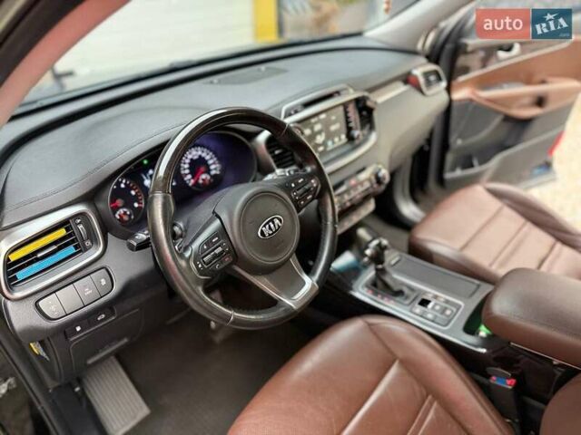 Киа Соренто 2017 в Киеве на Automoto.ua Черный Киа Соренто, объемом двигателя 2.2 л и пробегом 146 тыс. км за 23999 $, фото 21 на Automoto.ua