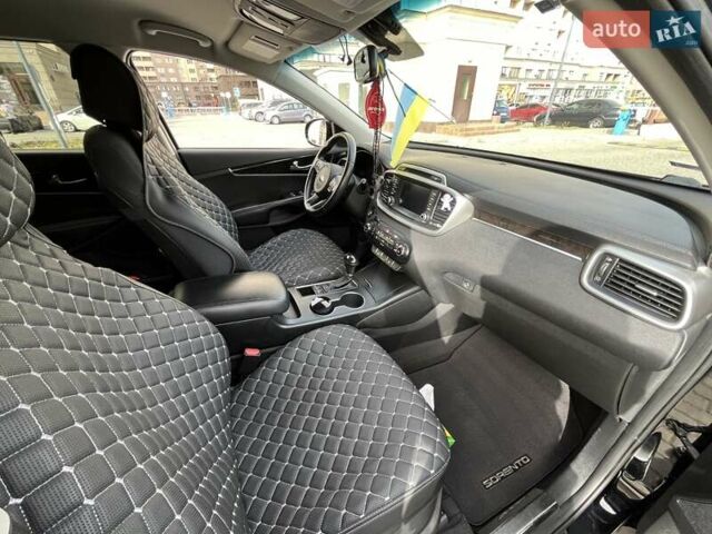 Черный Киа Соренто, объемом двигателя 2 л и пробегом 83 тыс. км за 17500 $, фото 2 на Automoto.ua