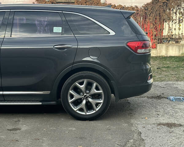 Чорний Кіа Соренто, об'ємом двигуна 2.2 л та пробігом 160 тис. км за 21599 $, фото 9 на Automoto.ua