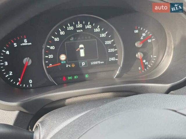 Чорний Кіа Соренто, об'ємом двигуна 2.2 л та пробігом 123 тис. км за 24950 $, фото 85 на Automoto.ua