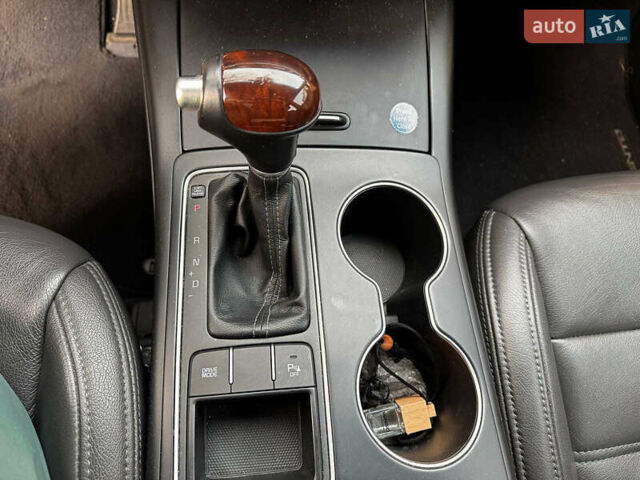 Черный Киа Соренто, объемом двигателя 2.4 л и пробегом 173 тыс. км за 16490 $, фото 19 на Automoto.ua